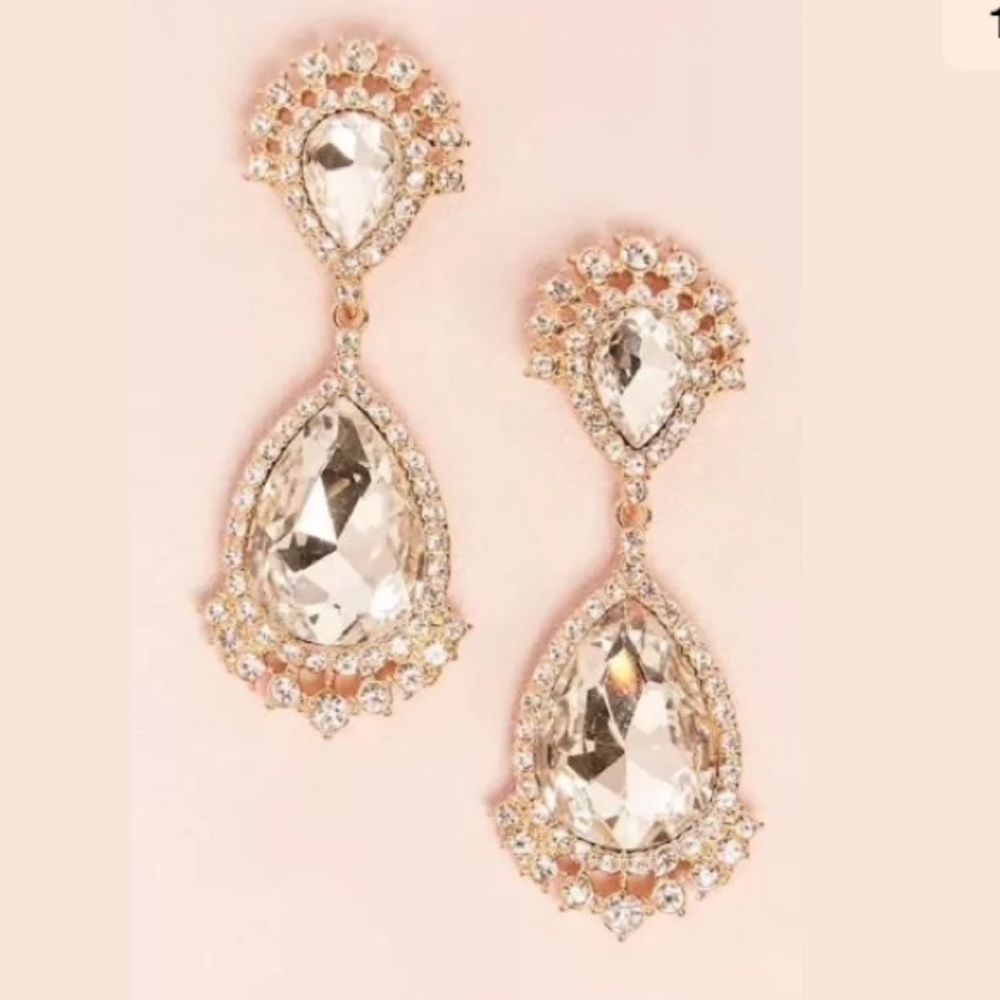 Faux Gem Drop Earing - Picture 1 of 2